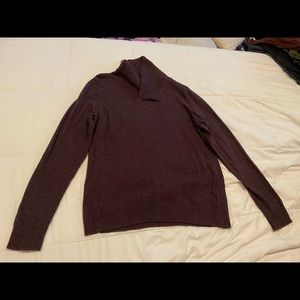 Men’s purple sweater